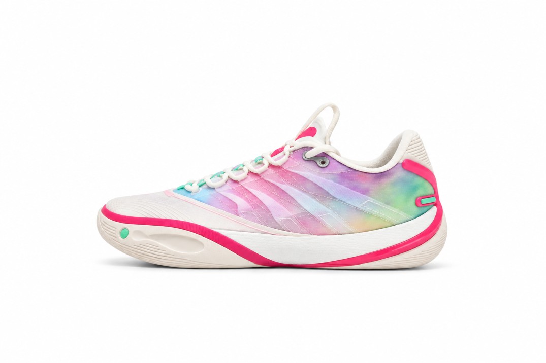 Li-Ning Wade Shadow 8 "Family Love"