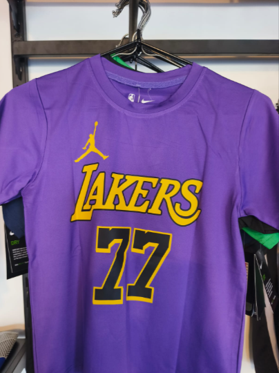 Lakers 77 (purple)
