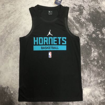 Hornets basketball i-shirt